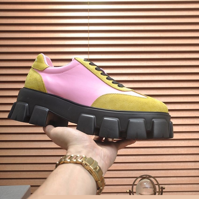 Pra*a casual shoes